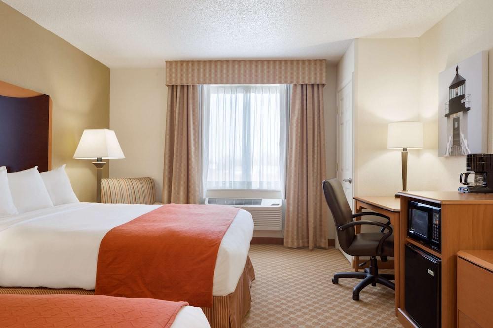 Country Inn & Suites By Radisson, Port Clinton, Oh Bagian luar foto