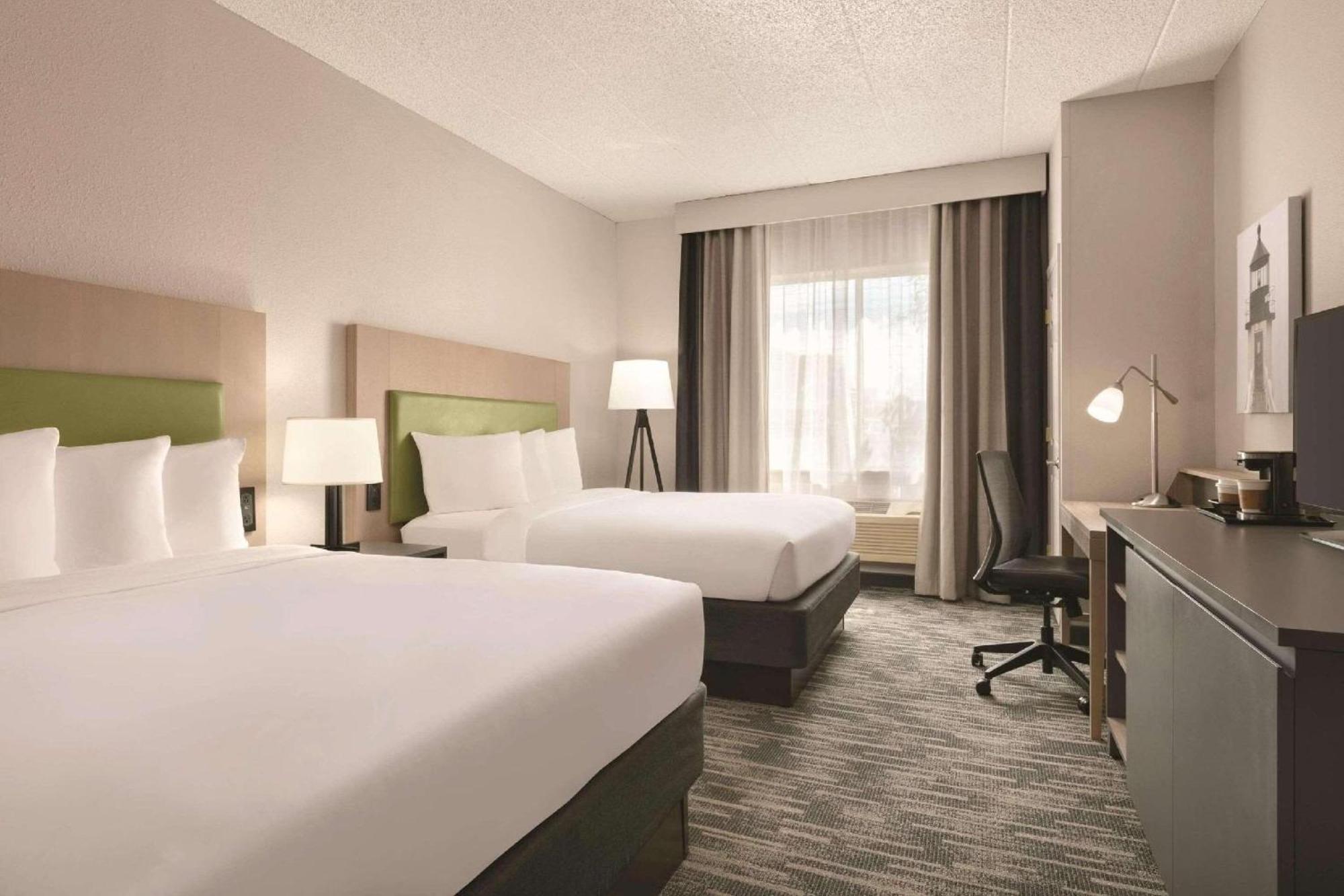 Country Inn & Suites By Radisson, Port Clinton, Oh Bagian luar foto